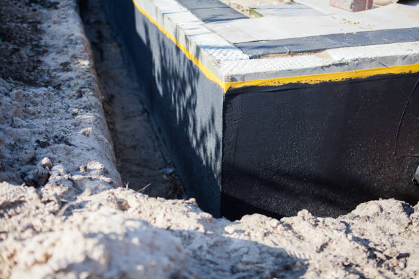 Professional Crawl Space Encapsulation technician working in Centreville, AL